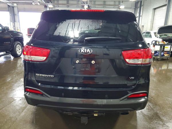 2018 KIA SORENTO L, LX