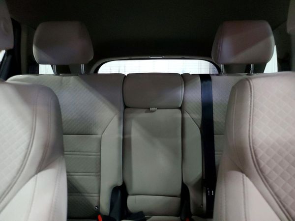 2018 KIA SORENTO L, LX