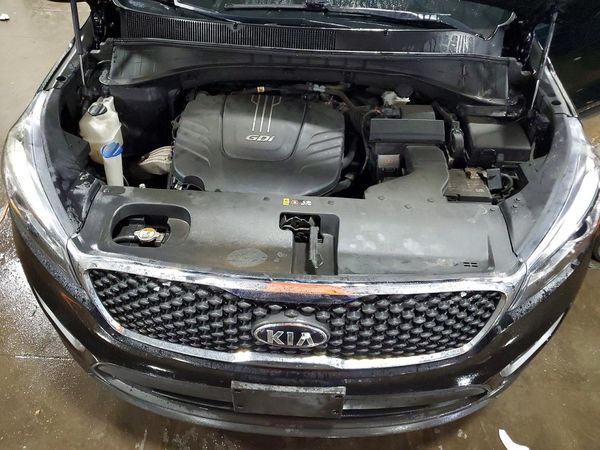 2018 KIA SORENTO L, LX