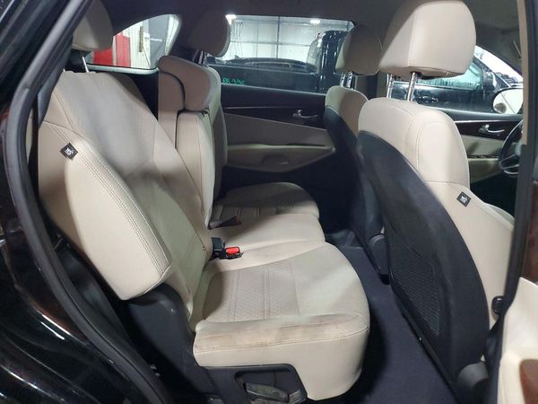 2018 KIA SORENTO L, LX