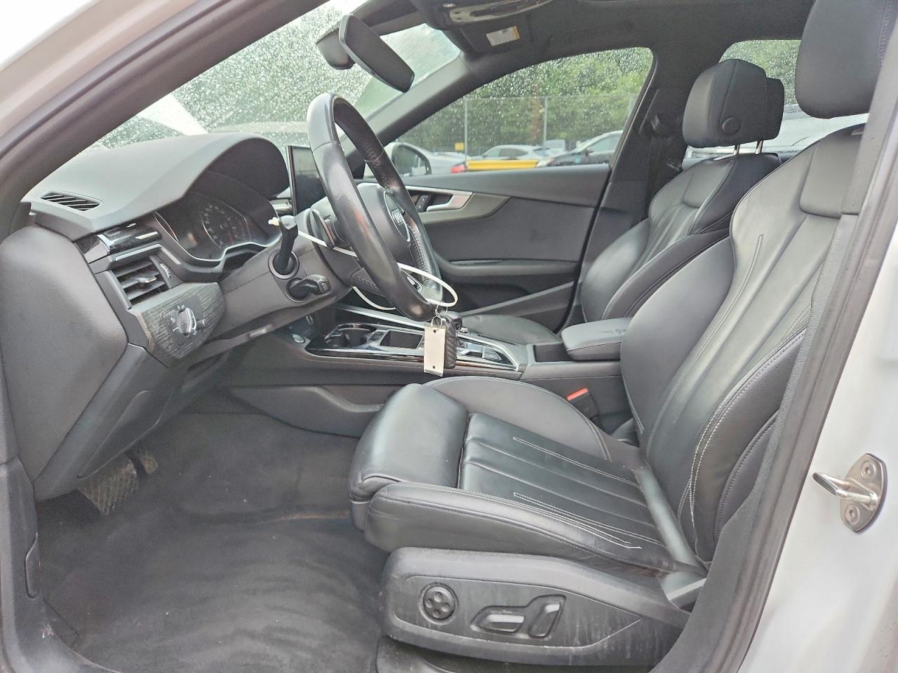 2020 AUDI A4 quattro Premium