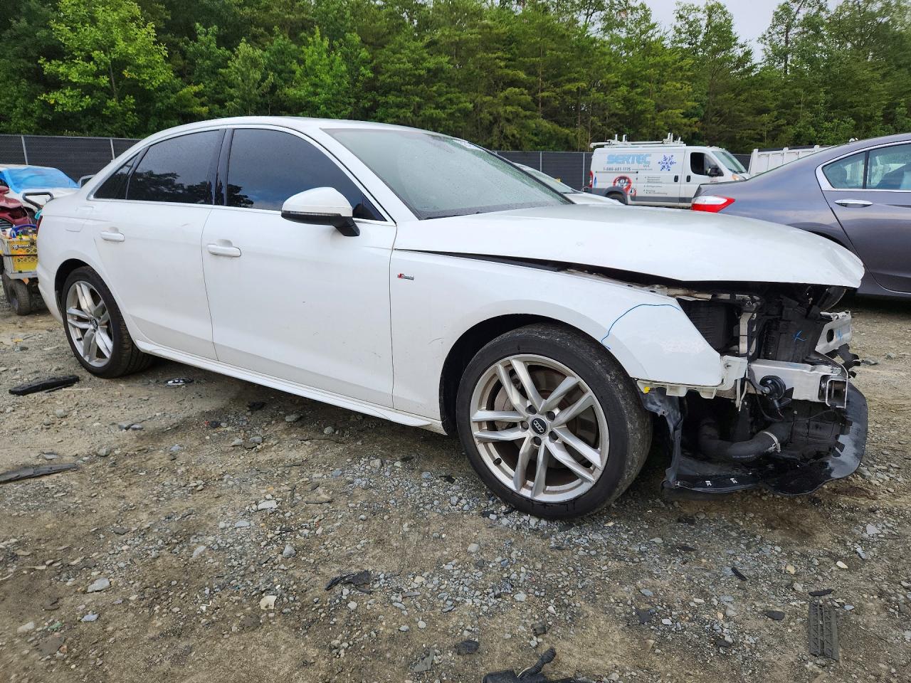 2020 AUDI A4 quattro Premium