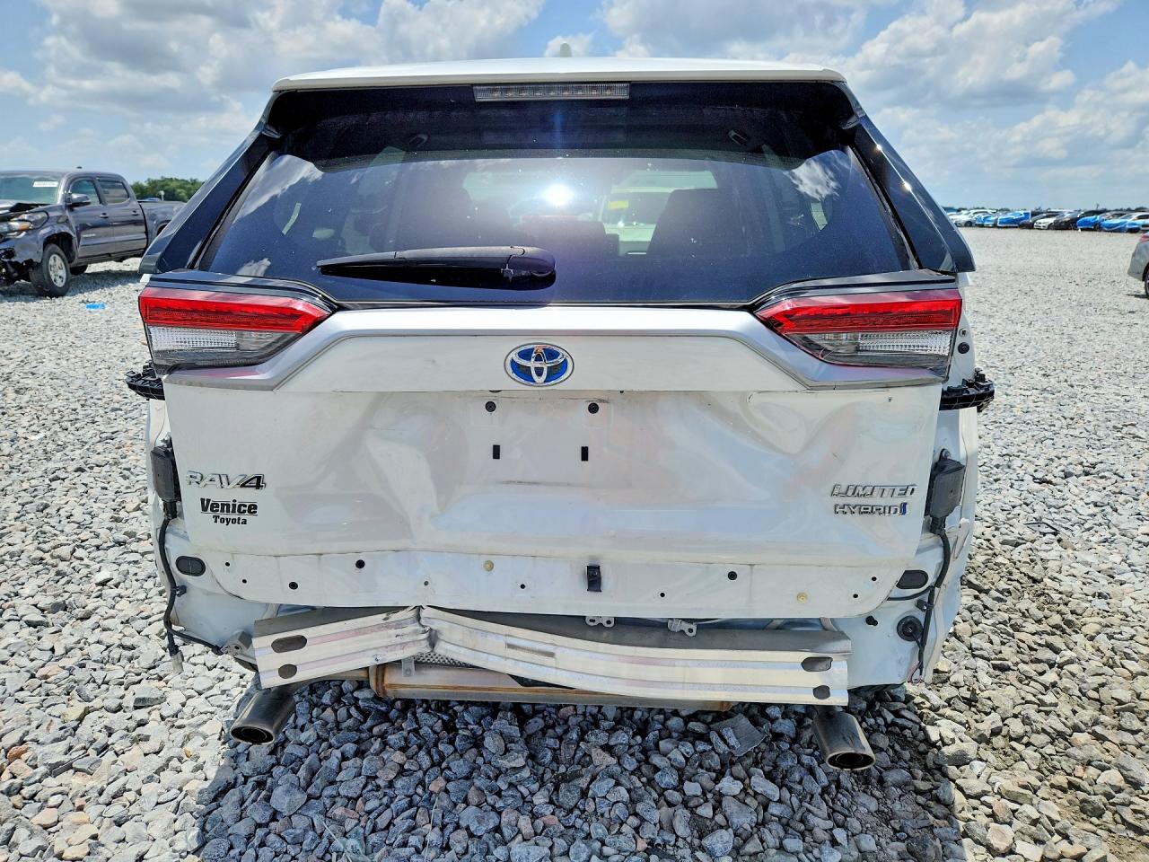 2020 TOYOTA RAV4 Limited HV