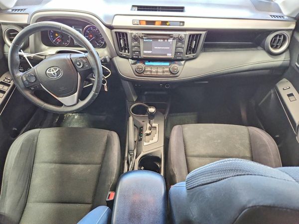 2016 TOYOTA RAV4 XLE (M Grade)