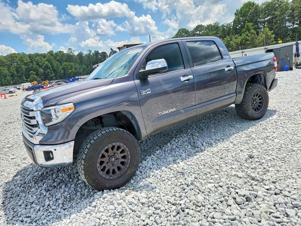 2018 TOYOTA TUNDRA