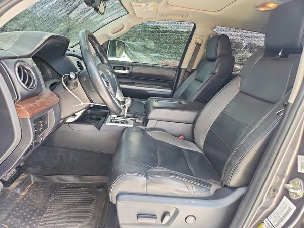 2018 TOYOTA TUNDRA
