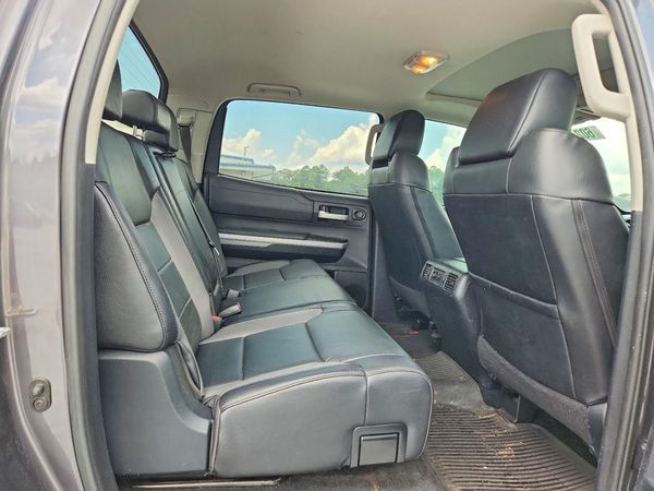 2018 TOYOTA TUNDRA