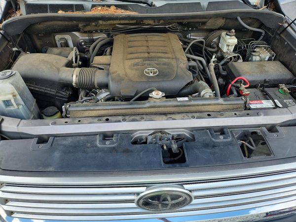 2018 TOYOTA TUNDRA