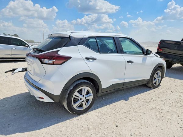2023 NISSAN KICKS