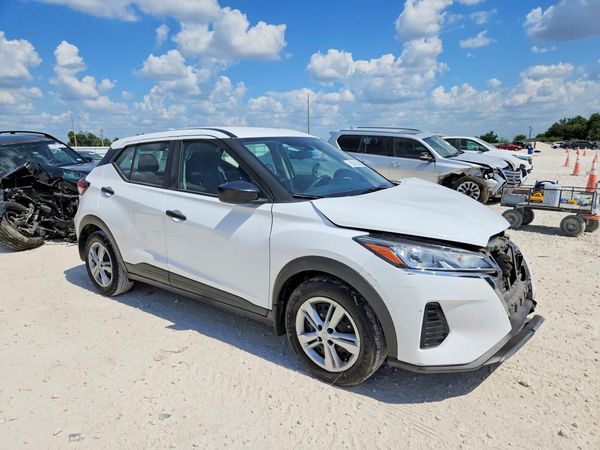 2023 NISSAN KICKS