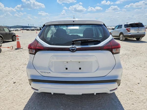 2023 NISSAN KICKS