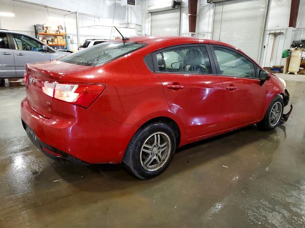 2015 KIA RIO GL - Middle-low