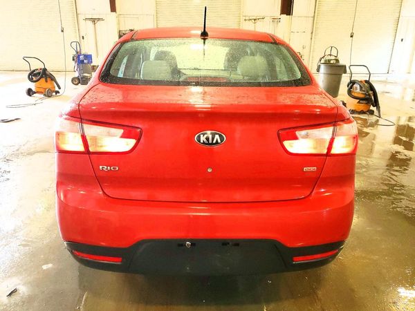 2015 KIA RIO GL - Middle-low