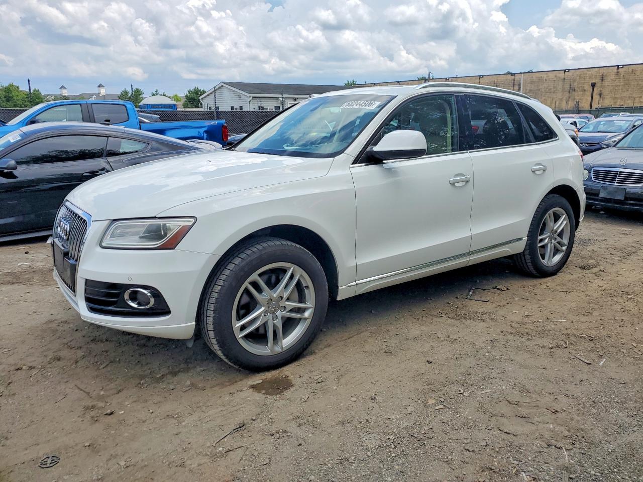 2015 AUDI Q5