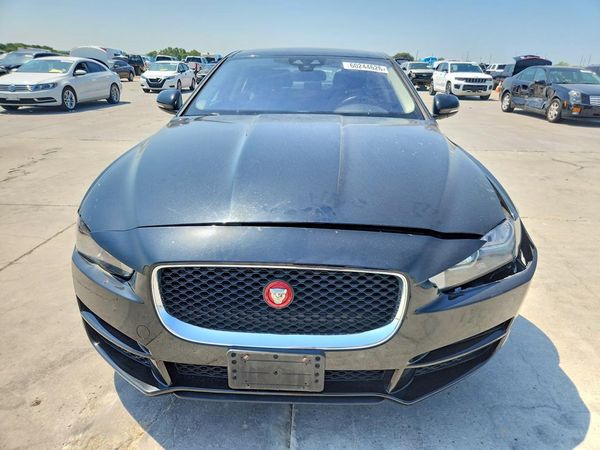 2017 JAGUAR XE