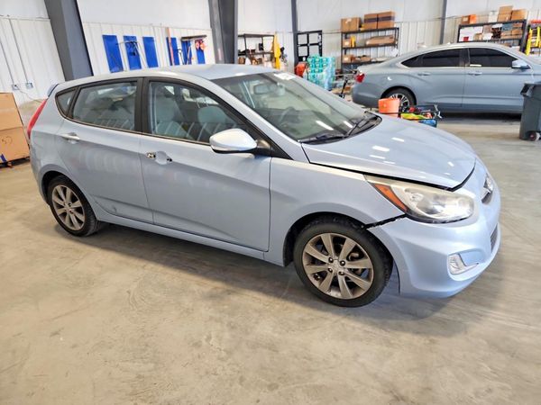 2013 HYUNDAI ACCENT