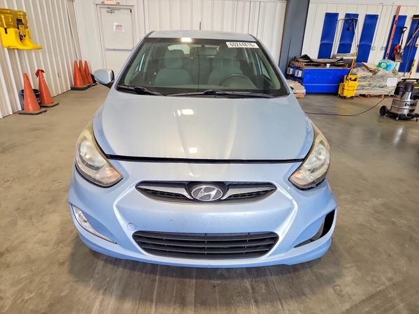 2013 HYUNDAI ACCENT