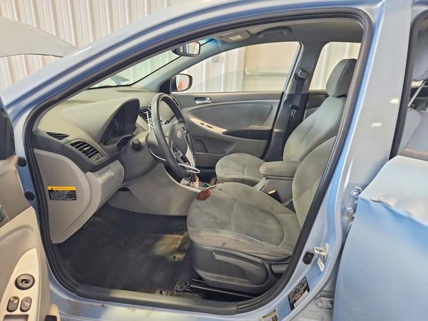 2013 HYUNDAI ACCENT