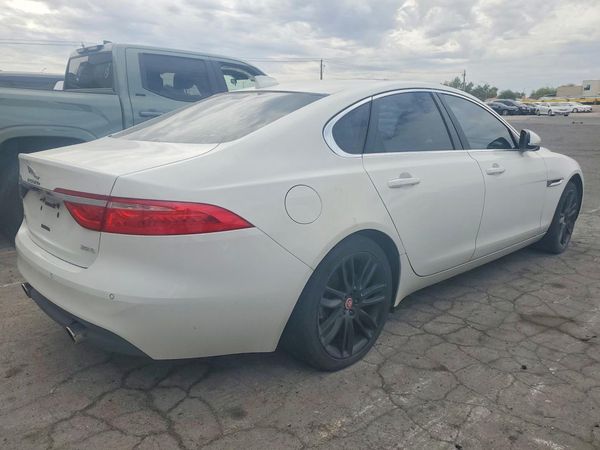 2016 JAGUAR XF Prestige — PSRA