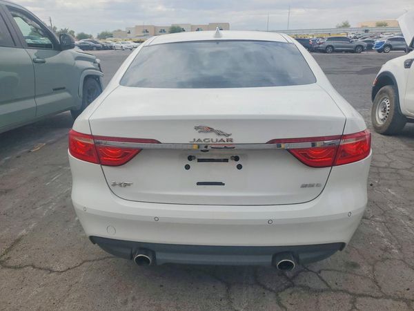 2016 JAGUAR XF Prestige — DIRR