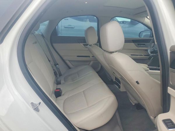 2016 JAGUAR XF Prestige — PSRS