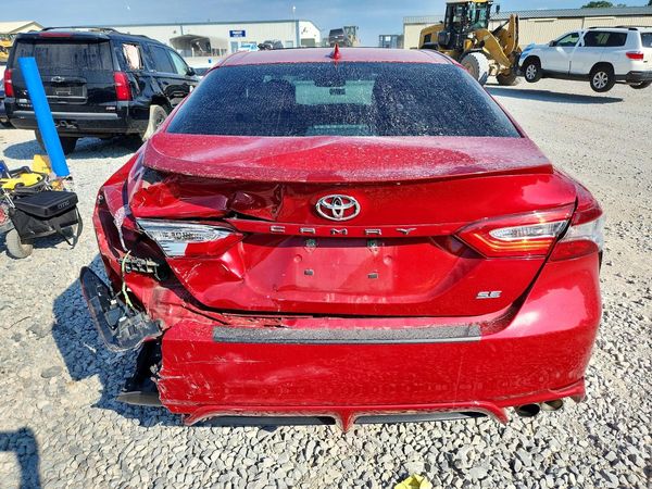 2020 TOYOTA CAMRY