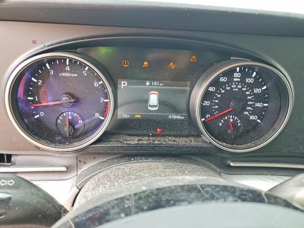 2024 KIA CARNIVAL