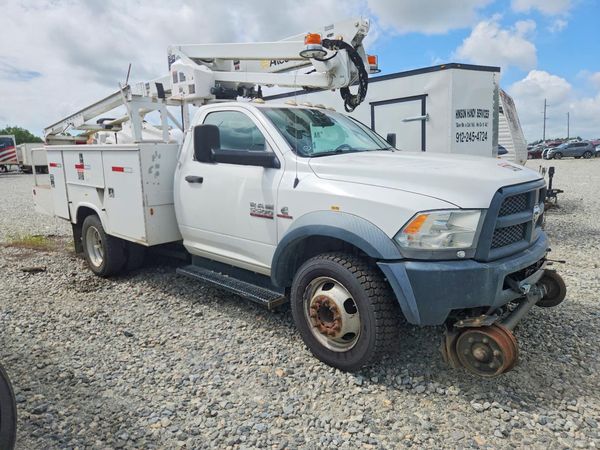 2014 RAM 5500 REG CAB CHASSIS