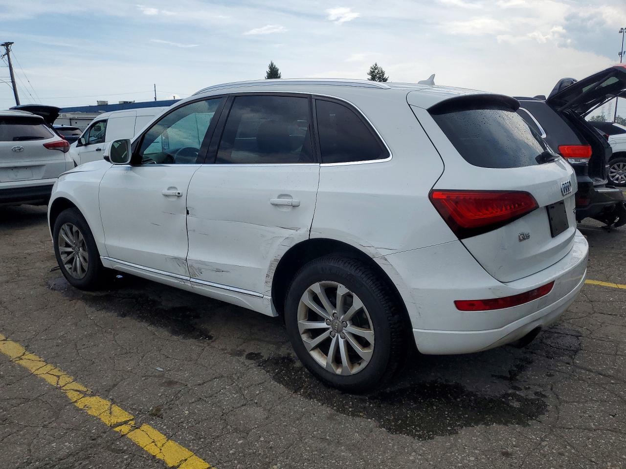 2013 AUDI Q5 Premium Plus