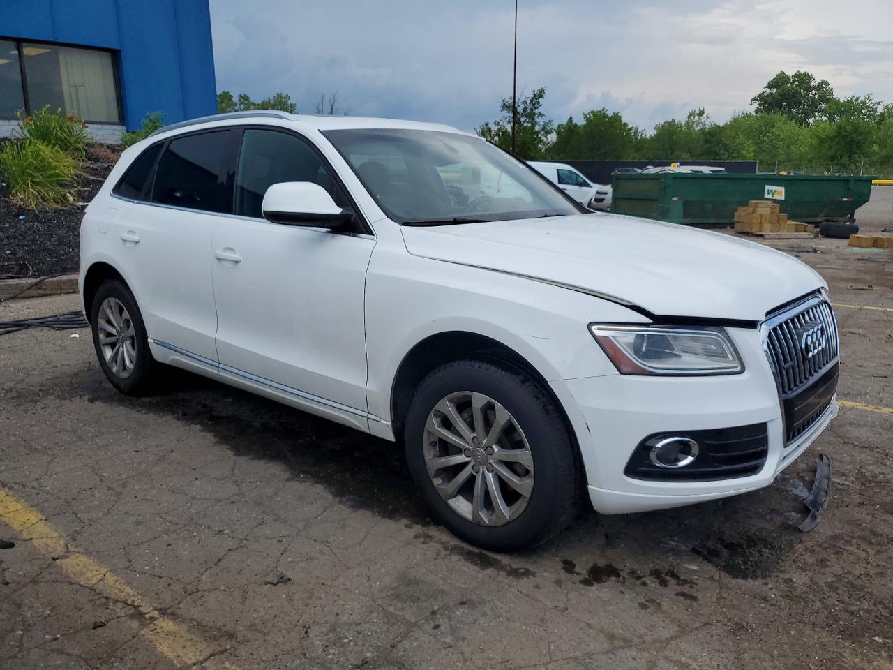 2013 AUDI Q5 Premium Plus