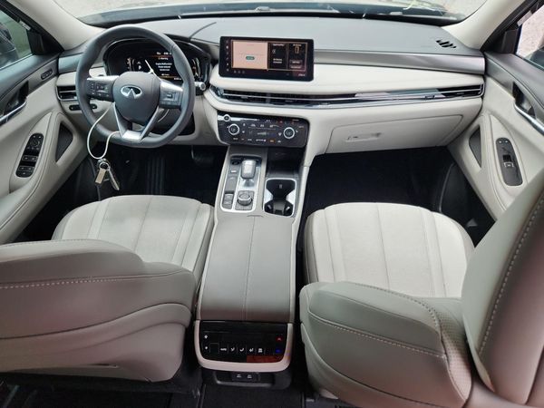 2026 INFINITI QX60 Pure