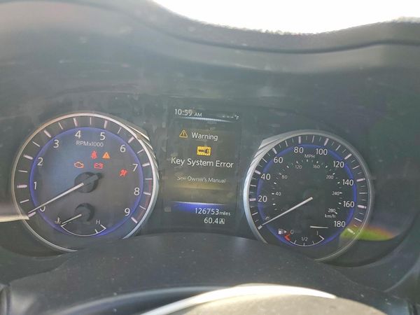 2015 INFINITI Q50