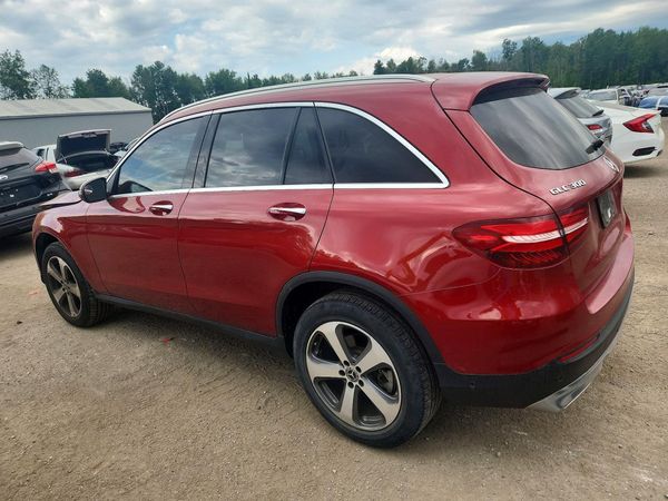 2019 MERCEDES-BENZ GLC GLC 300-4M