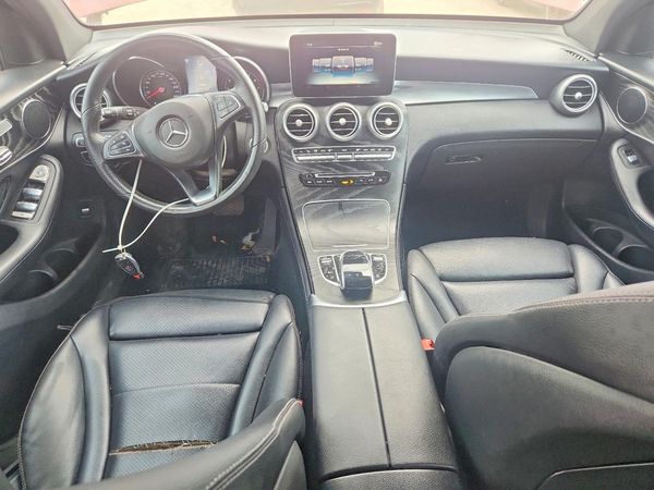 2019 MERCEDES-BENZ GLC GLC 300-4M