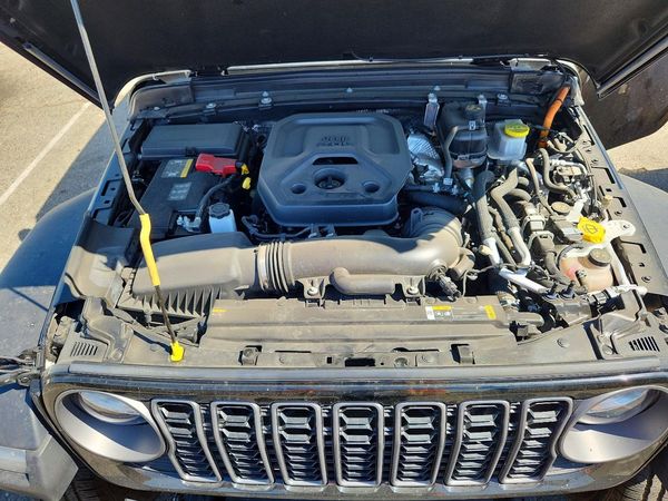 2025 JEEP WRANGLER Sport 4XE