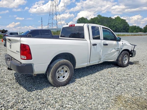 2024 RAM 1500 CLASSIC