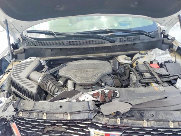 2024 CADILLAC XT6 Premium Luxury Platinum — Engine bay