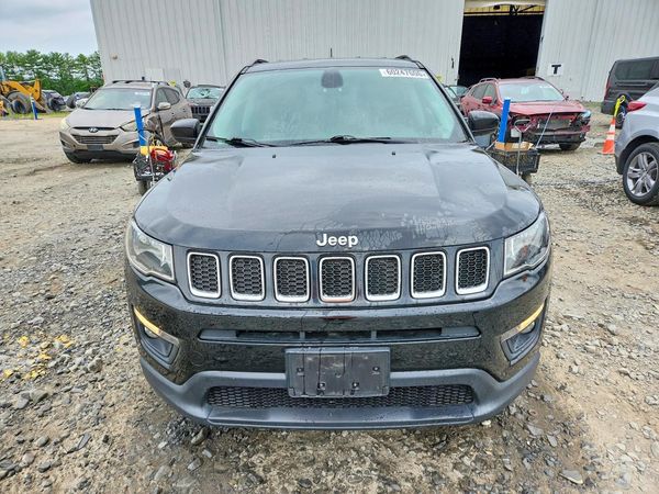 2018 JEEP COMPASS LATITUDE 4X4