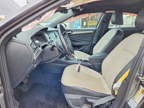 2019 VOLKSWAGEN JETTA S, SE, R-Line