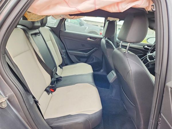 2019 VOLKSWAGEN JETTA S, SE, R-Line