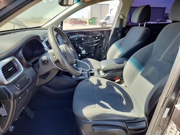 2017 KIA SORENTO