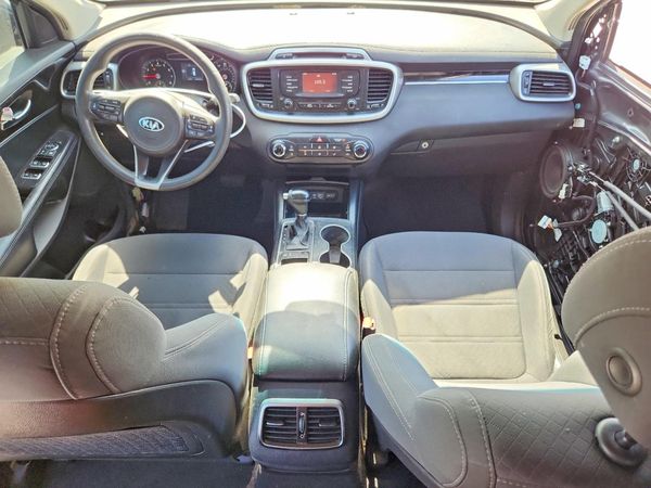 2017 KIA SORENTO