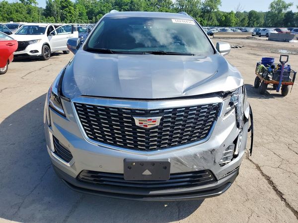 2024 CADILLAC XT5 Luxury