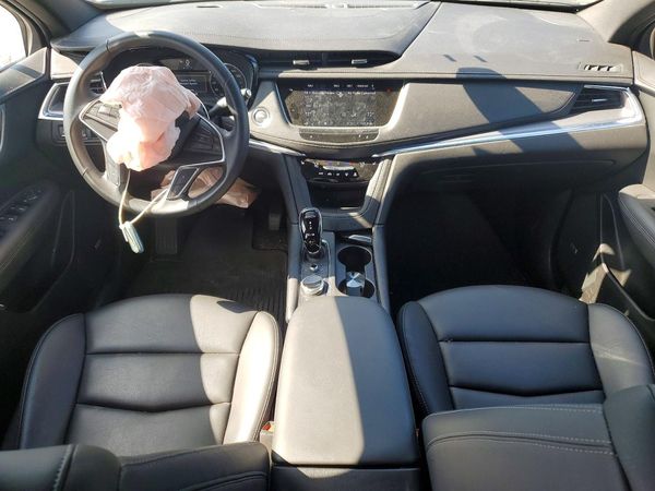 2024 CADILLAC XT5 Luxury