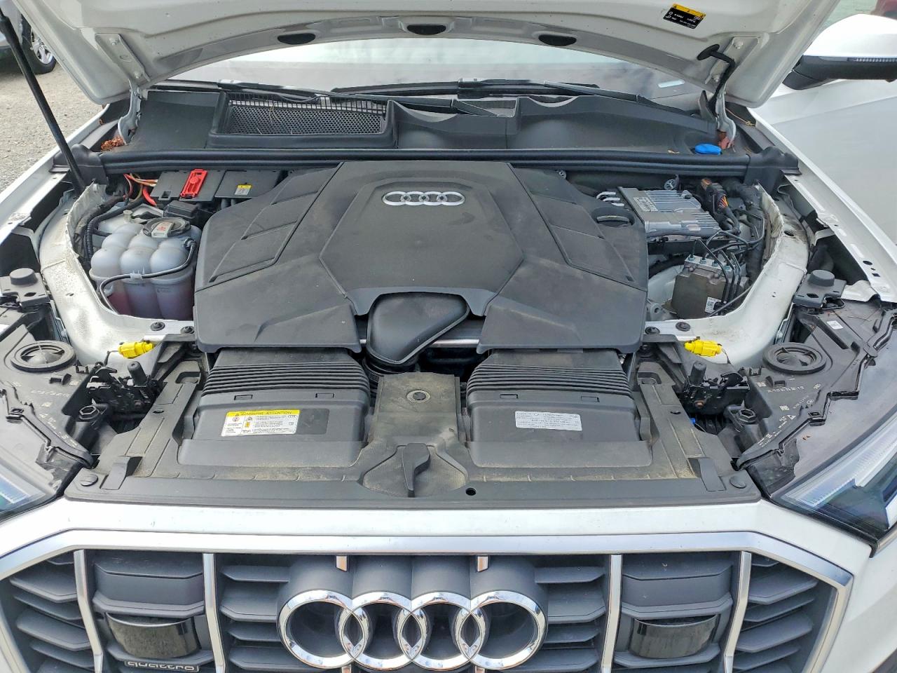 2021 AUDI Q7 quattro Premium Plus