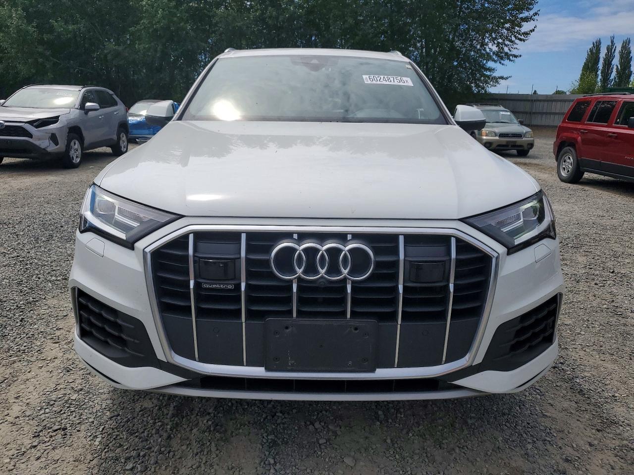 2021 AUDI Q7 quattro Premium Plus