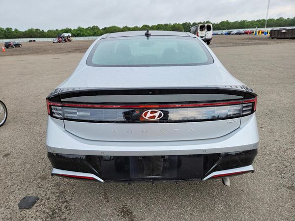 2024 HYUNDAI SONATA HYBRID Limited