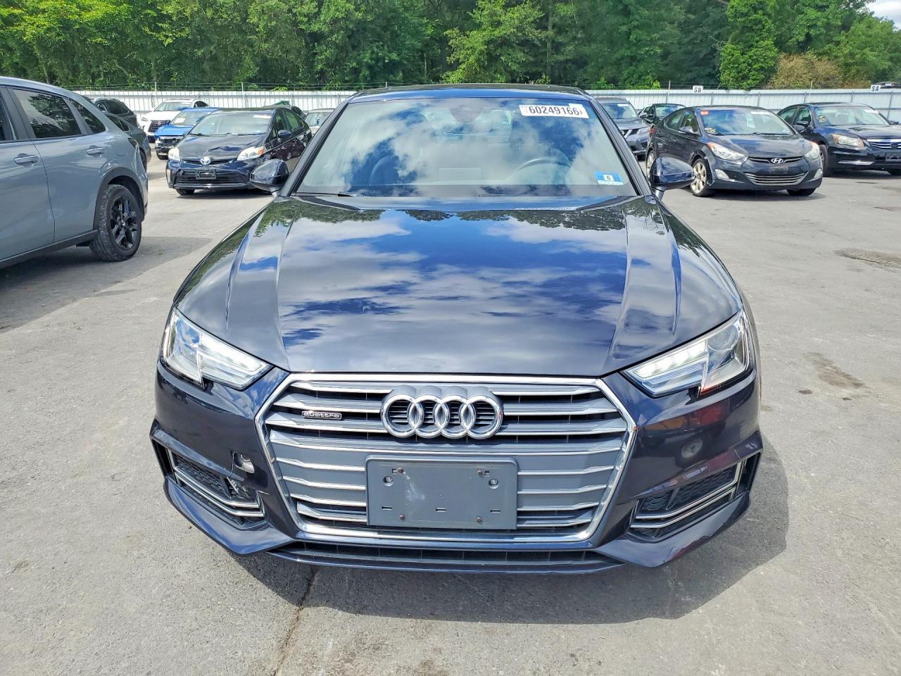 2018 AUDI A4 quattro Premium
