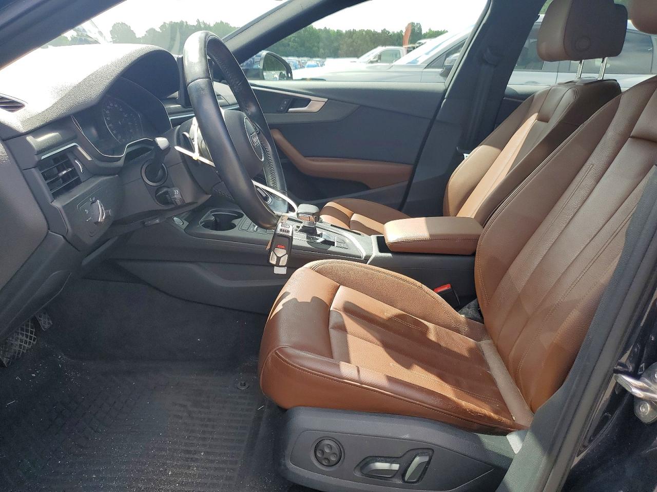 2018 AUDI A4 quattro Premium