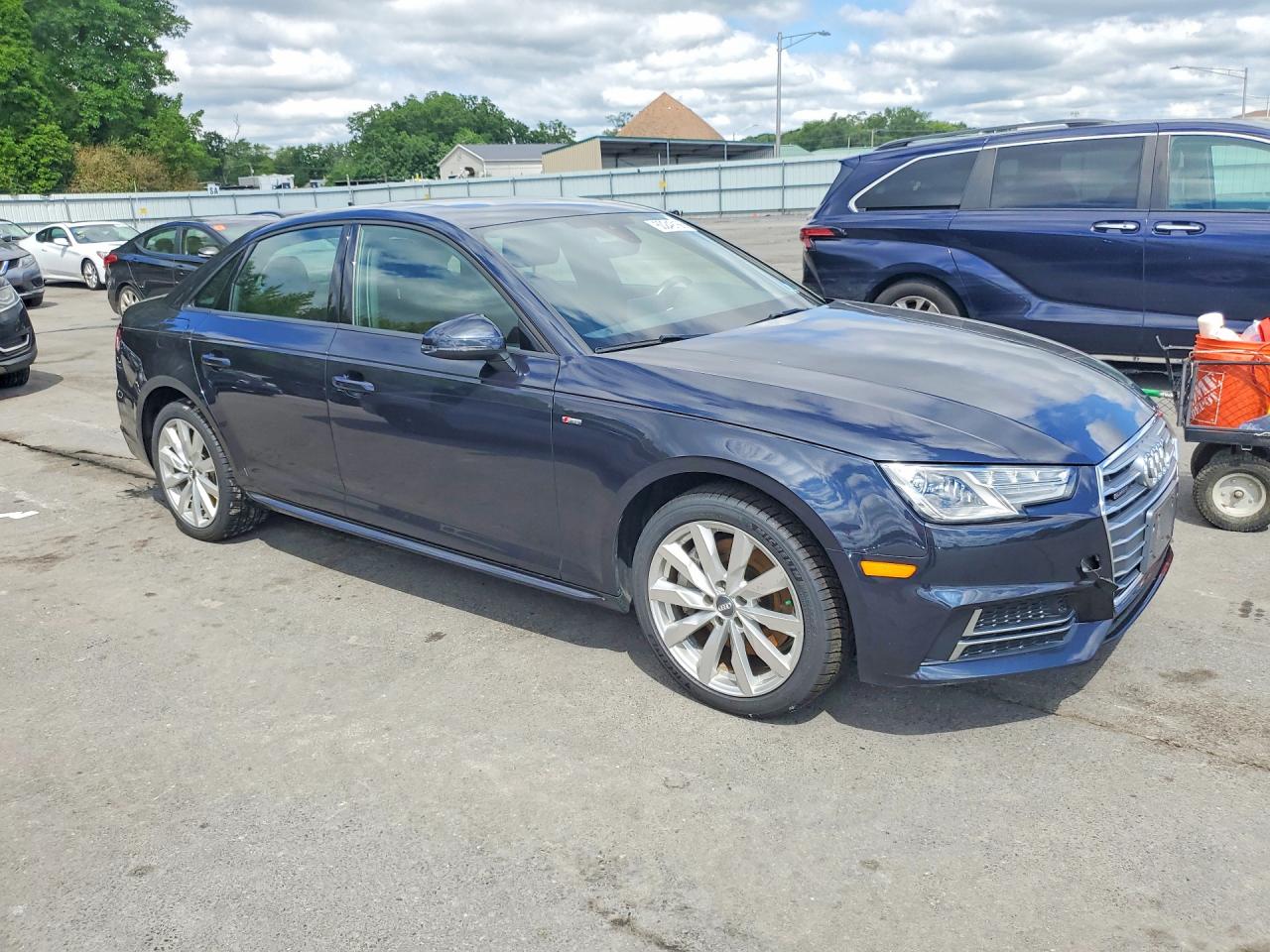 2018 AUDI A4 quattro Premium